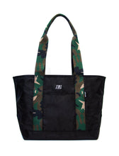 Load image into Gallery viewer, A2 Everyday Tote - Camo